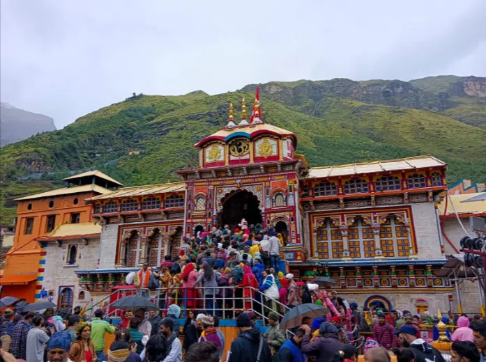 Badrinath Temple in Monsoon